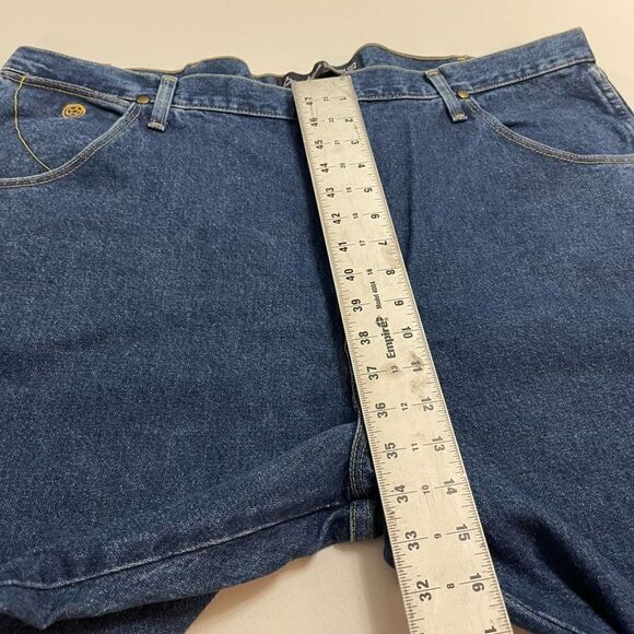 NWT Wrangler George Straight Cowboy Cut Relaxed Fit Denim Jeans Size 42 X 30 - Picture 3 of 10